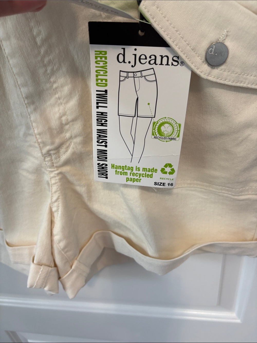 d. jeans Cream High-Waist Twill Shorts - Picture 5 of 7